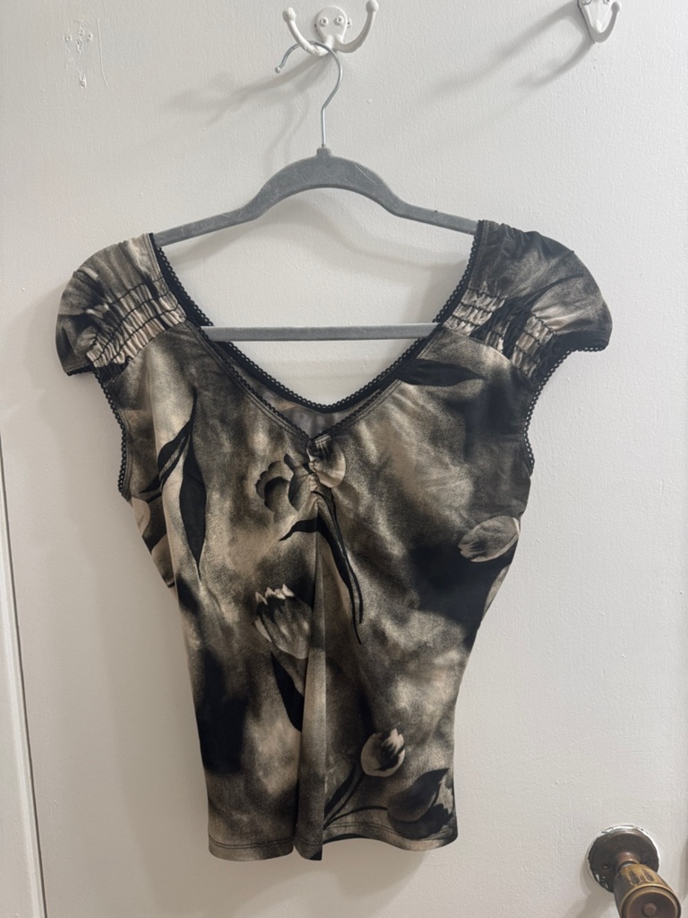 Timing Black and Cream Floral V-Neck Cap Sleeve Top